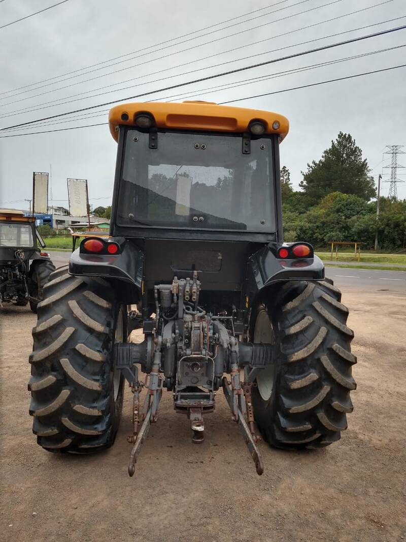 TRATOR VALTRA BM 125 - ANO 2009 - VENDIDO